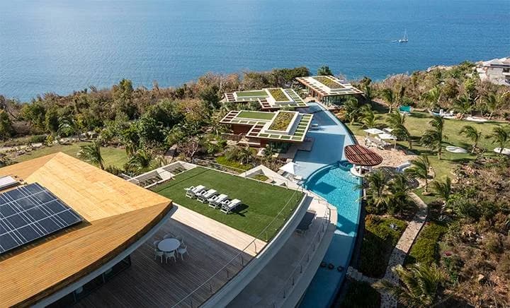 Beautiful Estate With A Spacious Living Area
