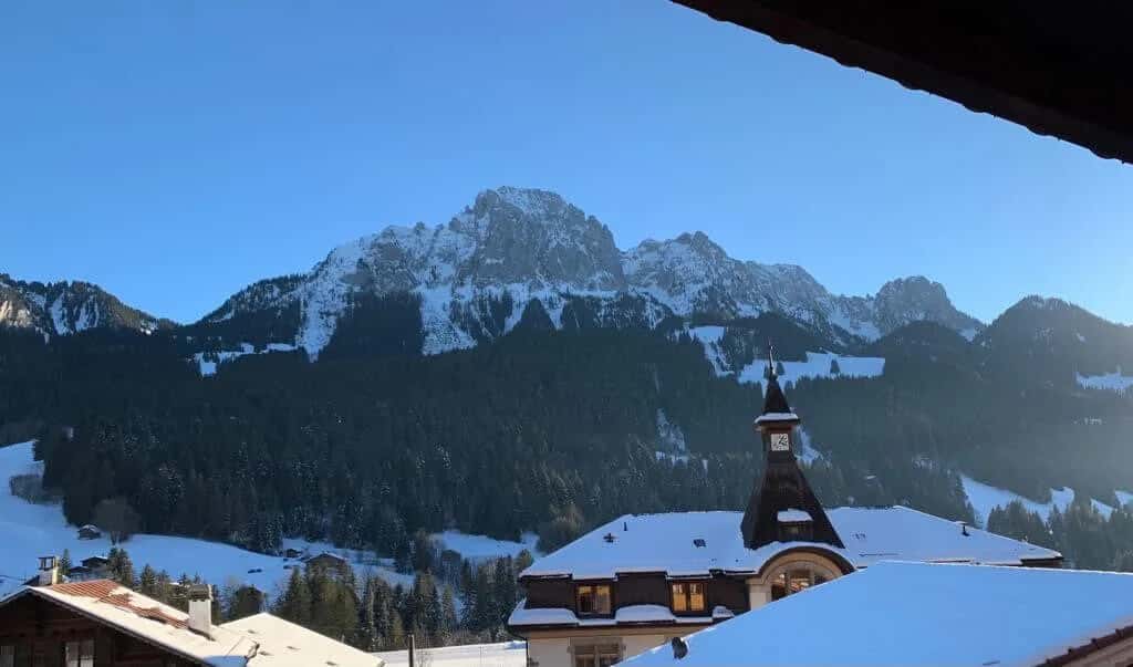 Charming Top floor 4 BR apartment 190m2 with amazing view