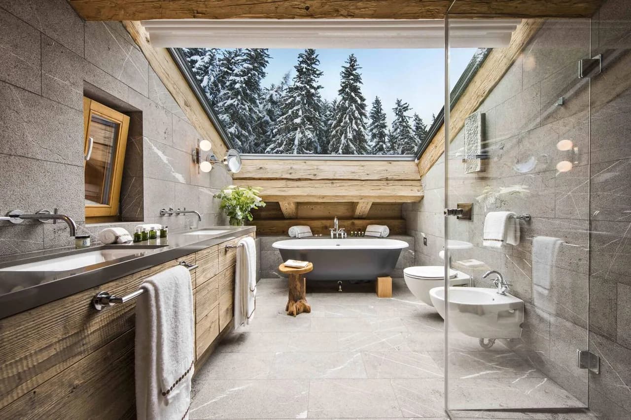 CHALET ALPIN MERVEILLEUX AVEC SALLE DE CINÉMA ET GRANDES VUES