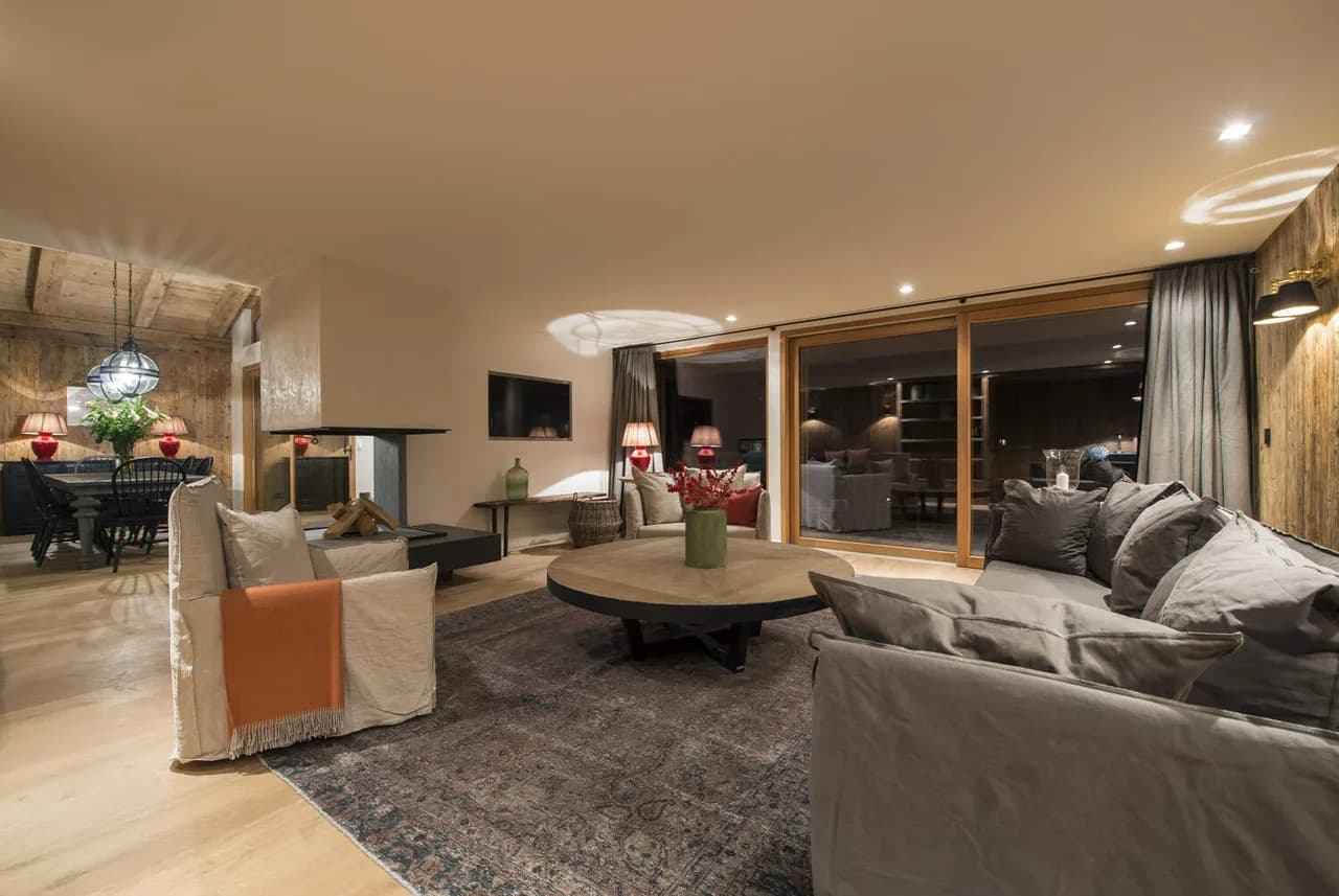 PENTHOUSE DELUXE PRIME