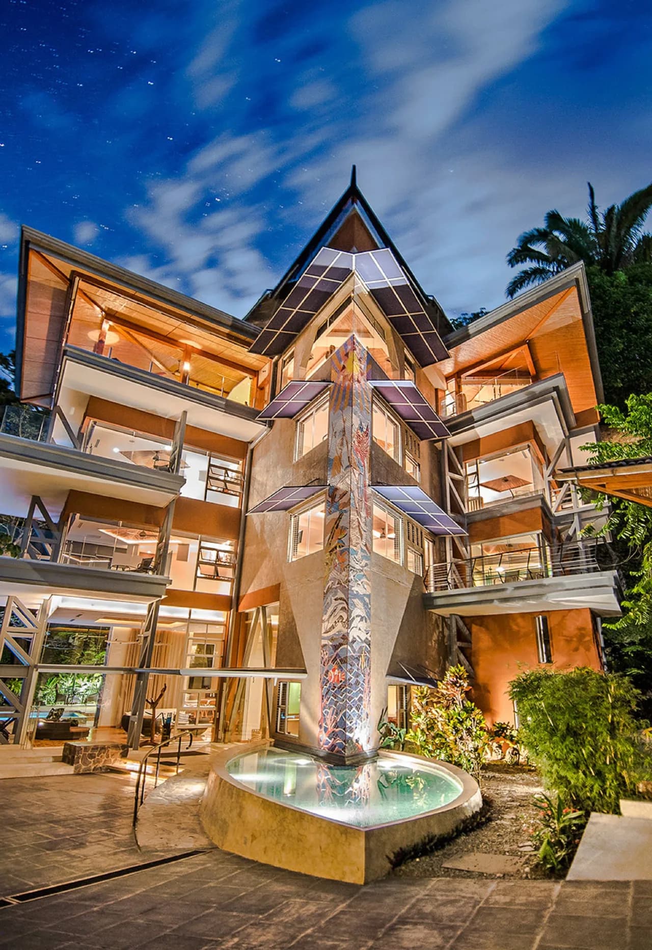 First-class Tropical Private Villa With Constant Paradise View