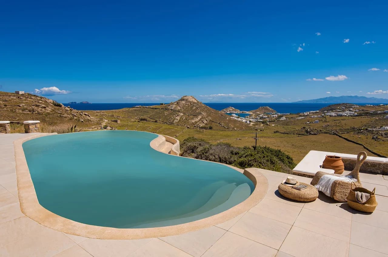 Villa With Unique Tranquility and Amazing Views