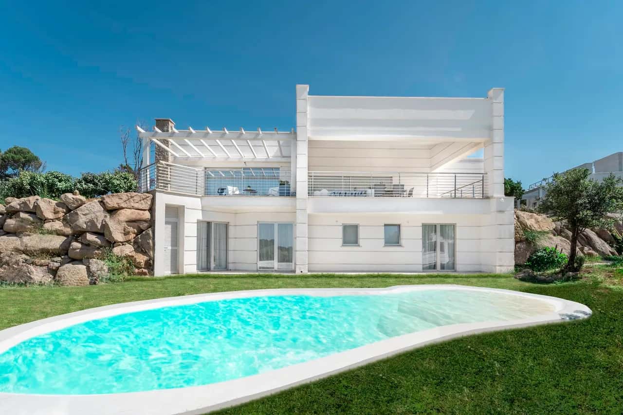 Contemporary villa located in the unspoiled nature of Sardinia