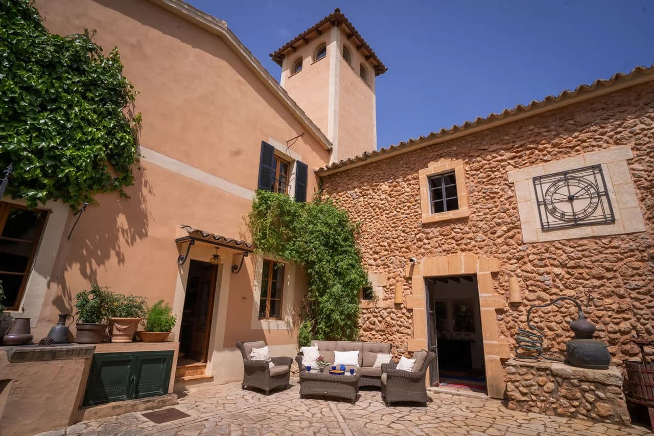 Hermosa Finca Tradicional Cerca de Plaza España en Palma