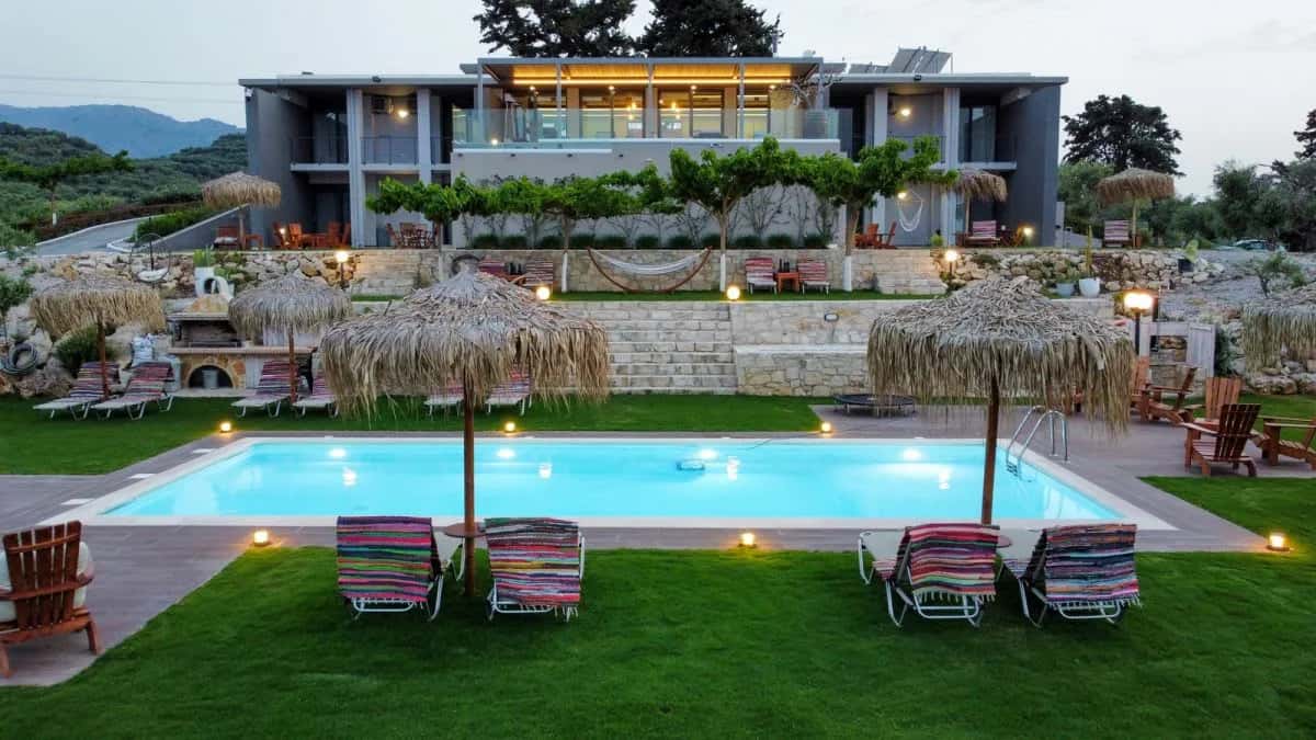 GORGEOUS CRETAN VILLA WITH PRIVATE POOL AND LANDSCAPE VIEWS