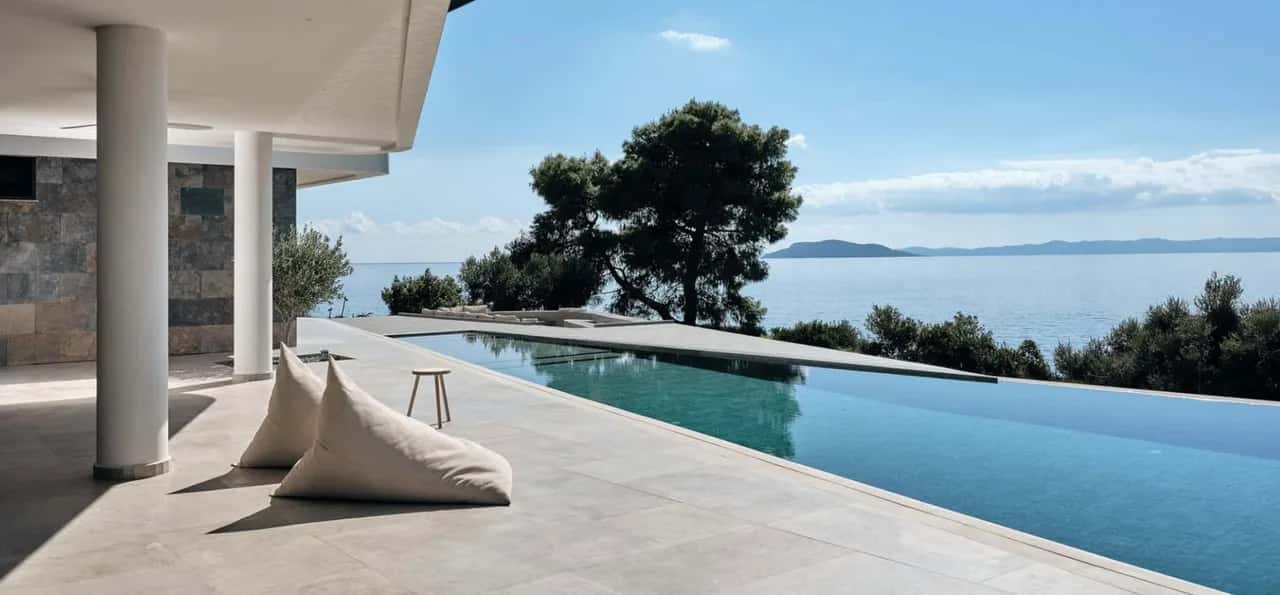 Stunning villa with heated infinity pool