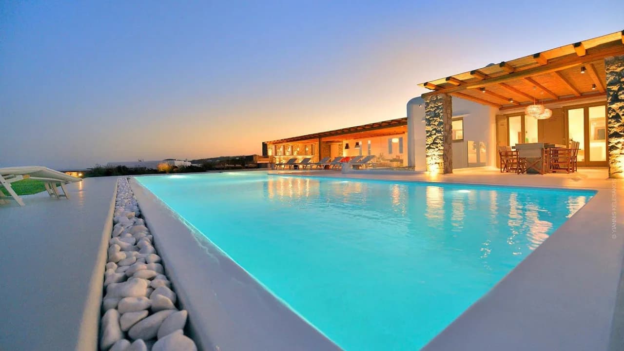 Áreas exteriores dignas de un resort con vistas despejadas