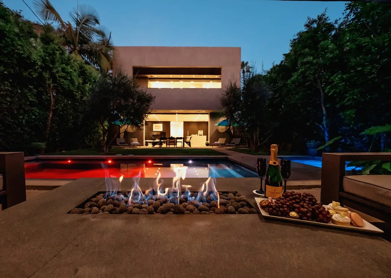 Opulente moderne Melrose-Oase