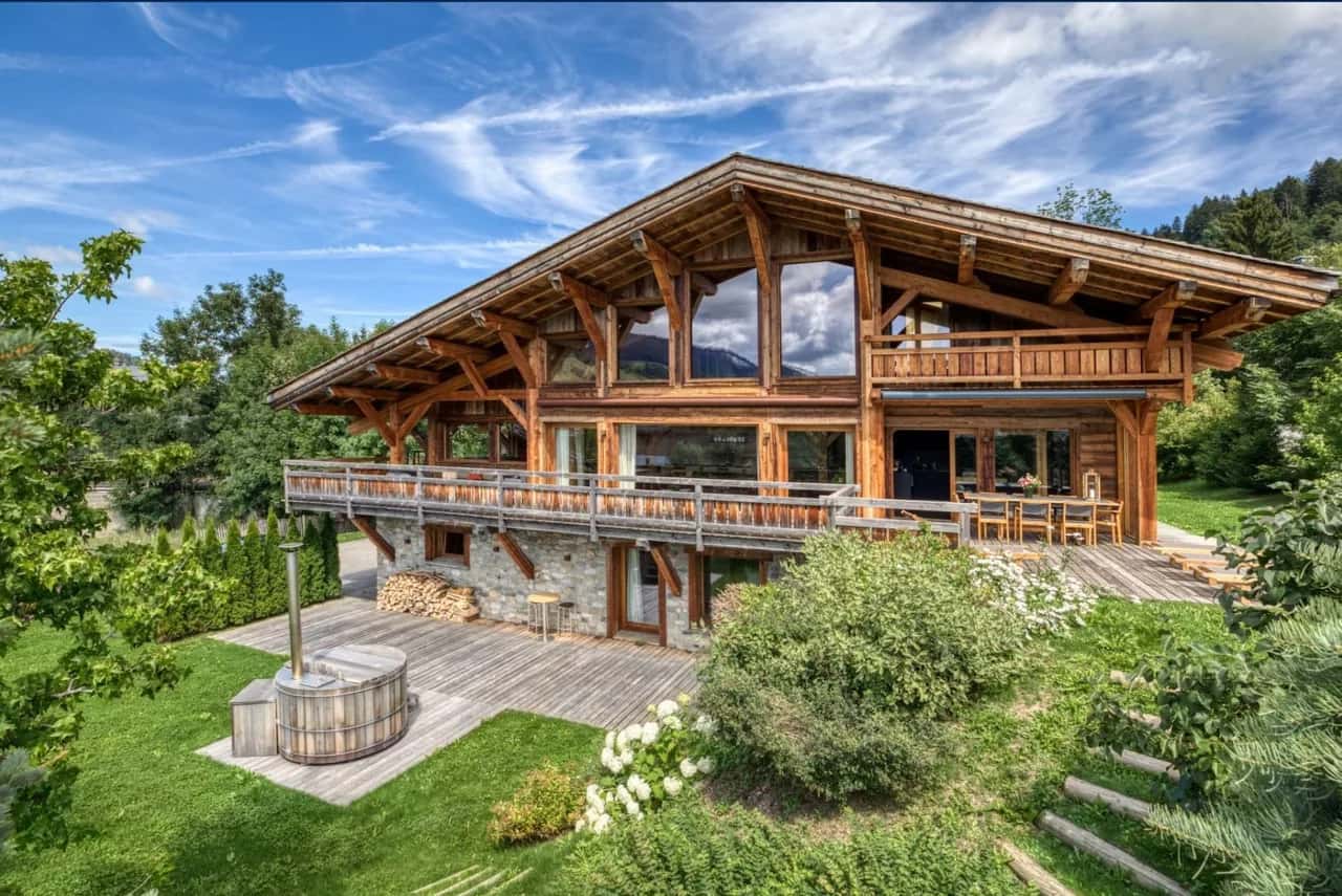 Prestigeträchtiges Chalet, perfekt gelegen in der Nähe der Skipisten