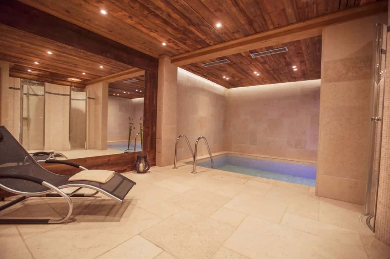 Erstklassiges Luxus-Chalet mit Pool