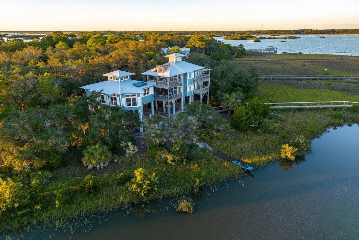 Ocean View Three Bedroom Villa in Cedar Key