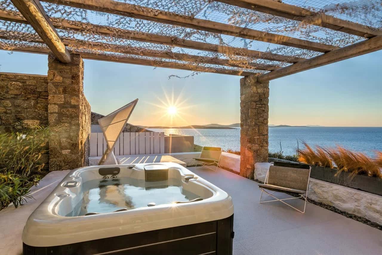 Stunning mykonian villa with beautiful sea views