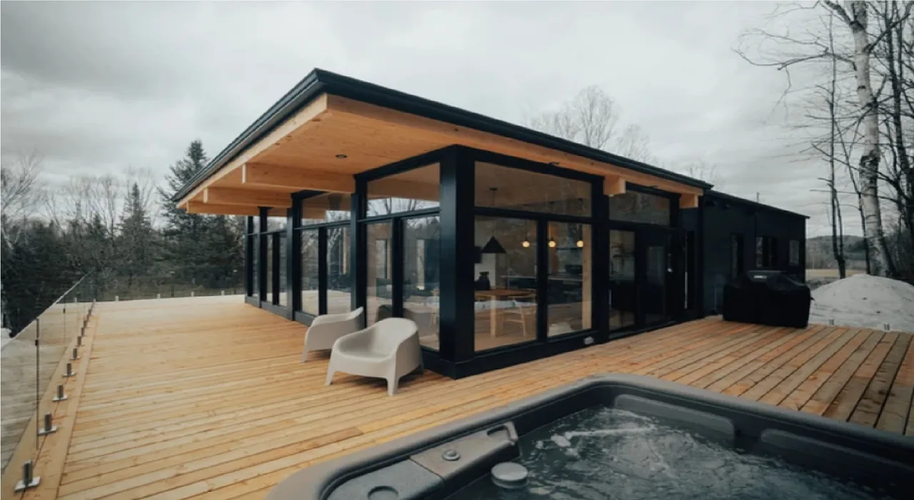 Panoramic Contemporary Chalet