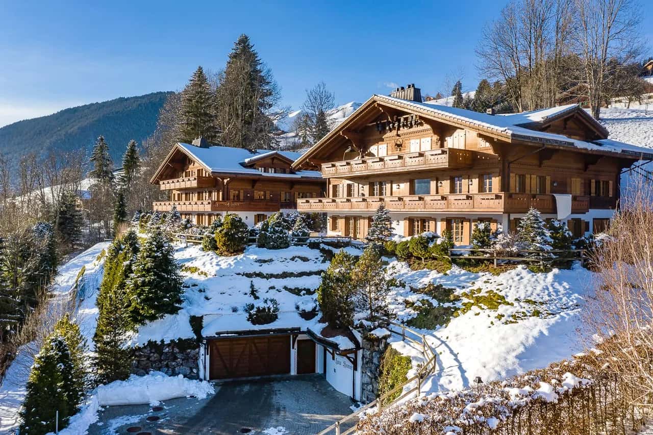 Alpine Luxury Flat in Rougemont