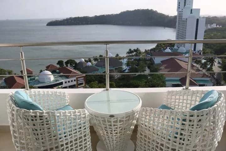 Picturesque Apartment In Playa Bonita Village