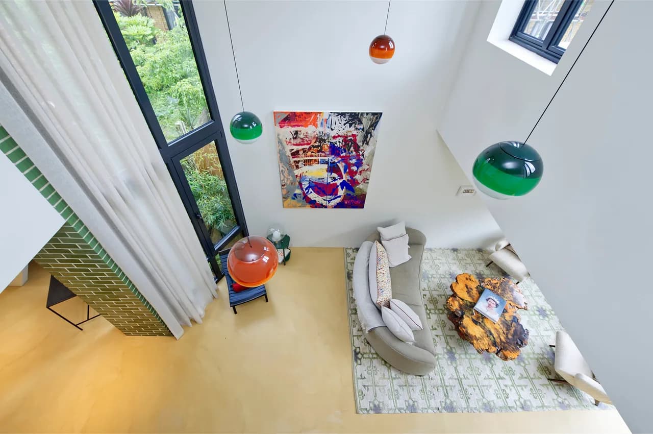 Air-Conditioned Three Bedroom House in Notting Hill, London