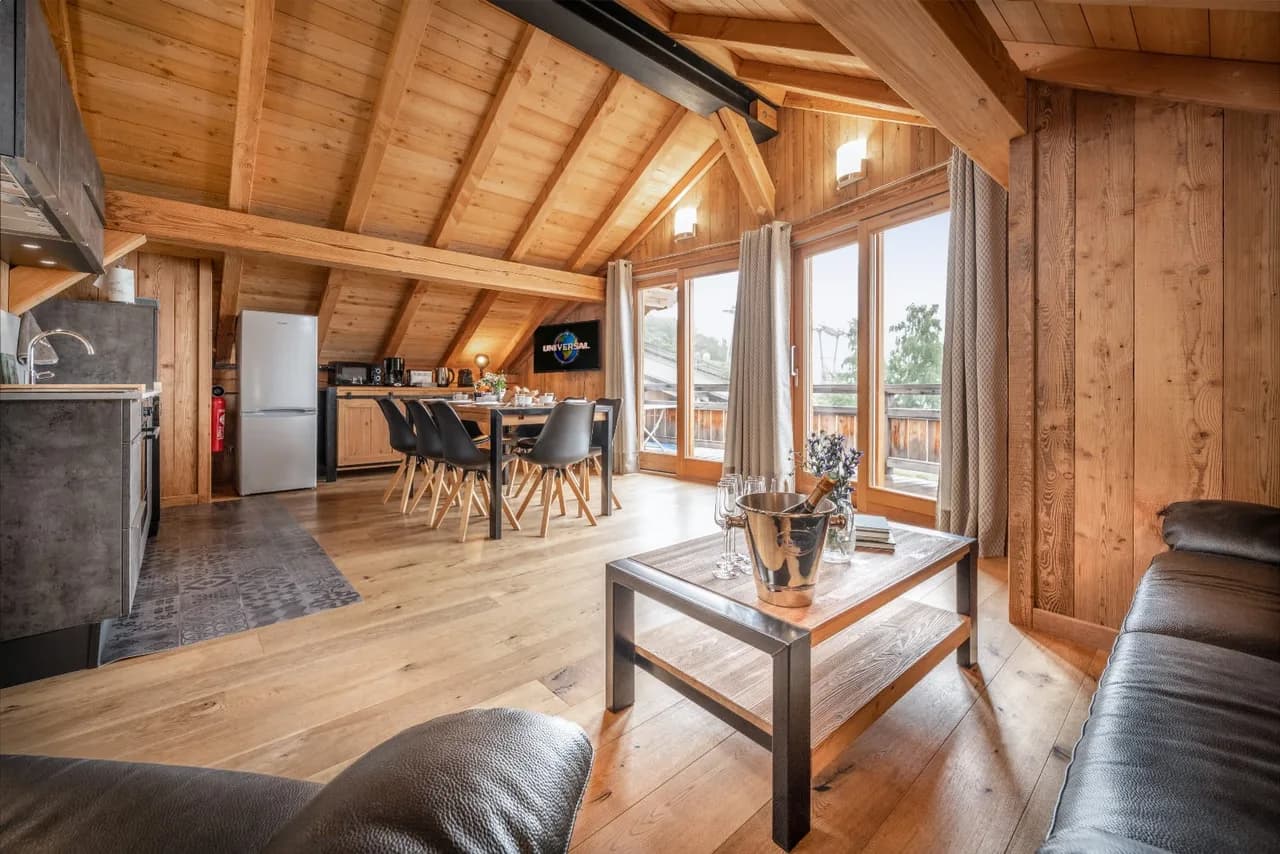 Spacious Ski Chalet in Huez for Families