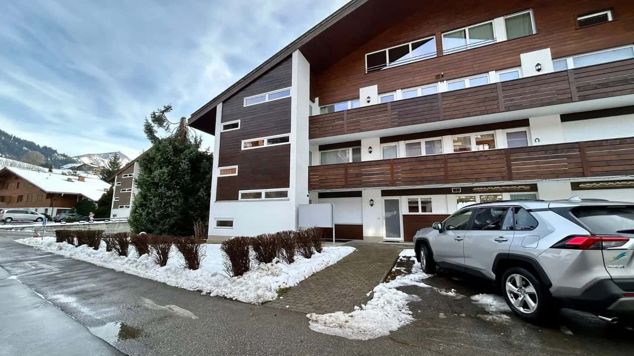 Delicia en los Alpes Suizos - Acogedor Apartamento de Alto Estilo