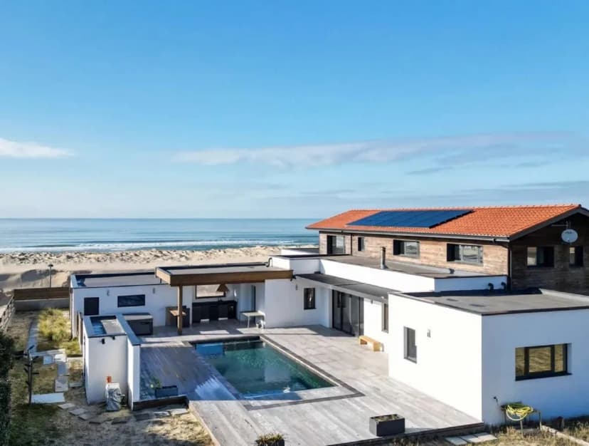 Magnificent Contemporary Villa On The Sand Dunes