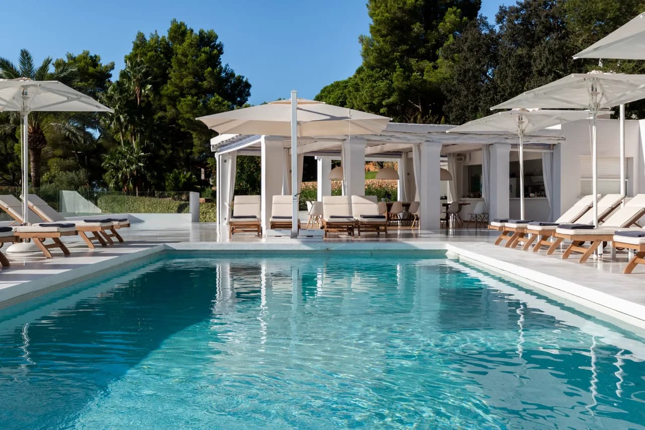 Lujosa Villa en Ibiza con Vista al Mar Mediterráneo