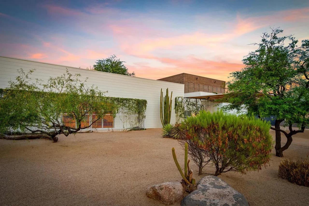Private Six Bedroom Retreat in Scottsdale