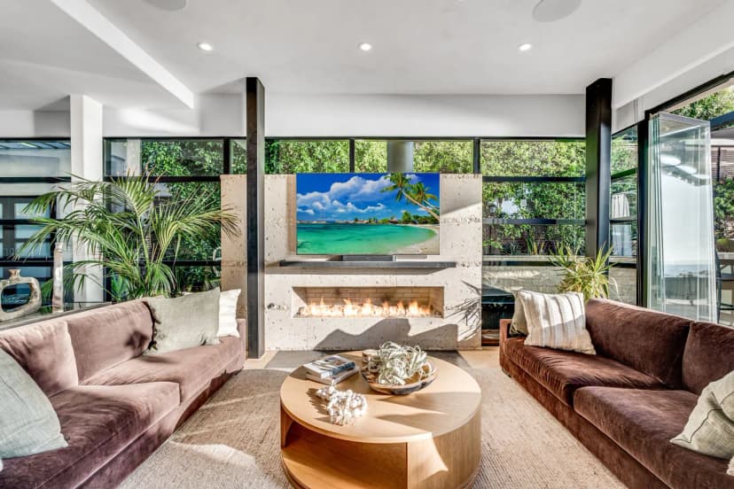 Inviting Encinitas Home With Coastal Vibes