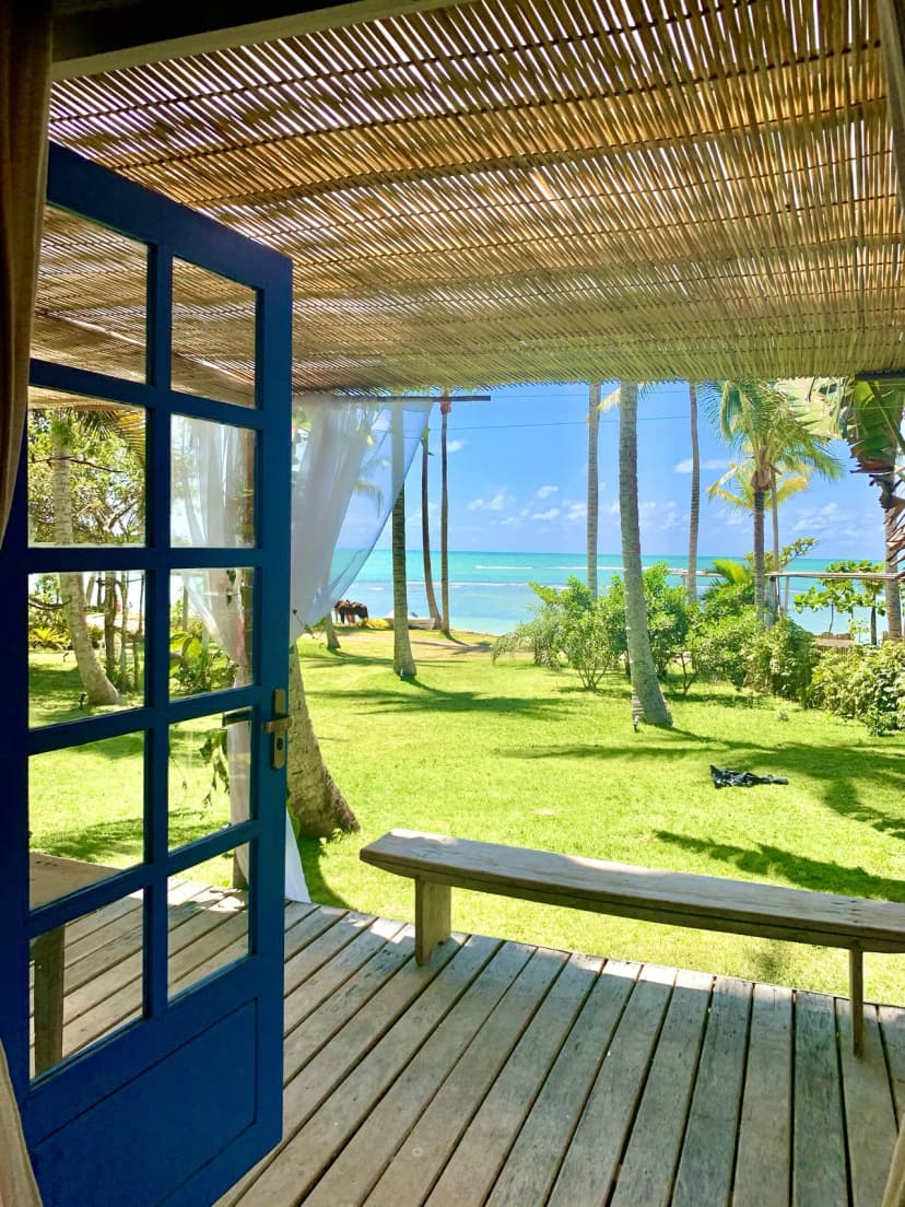 Beachfront Greek-Style Villa in Bahia