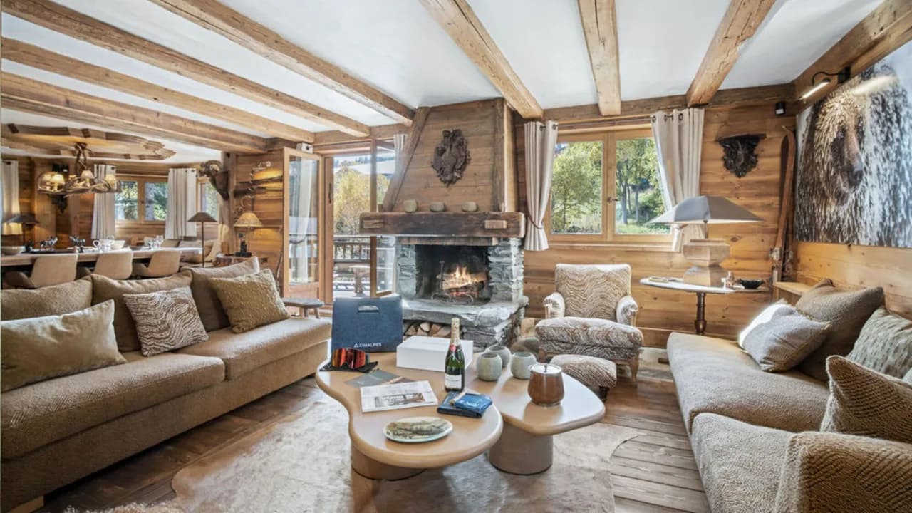 Chalet Lujoso en Courchevel Cerca de las Pistas