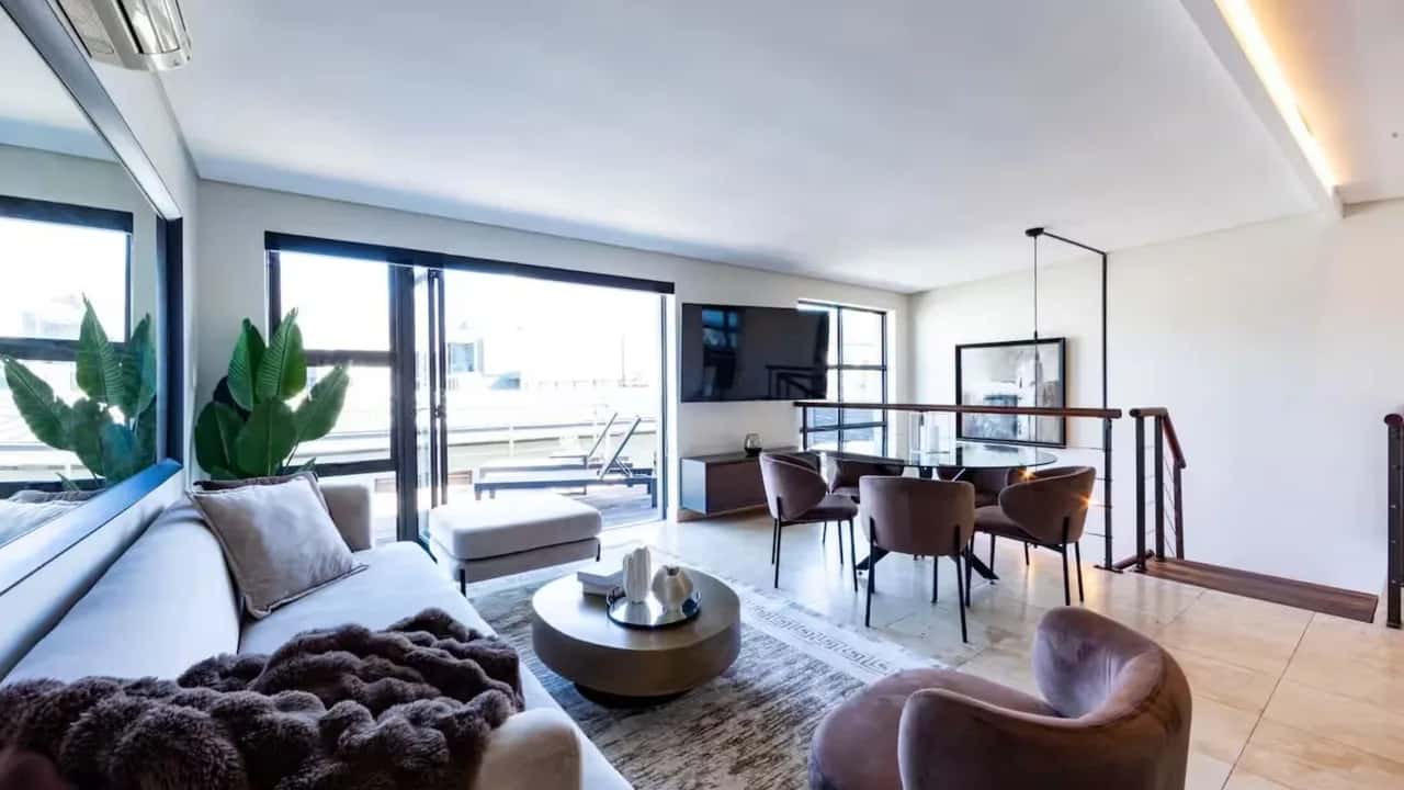Modern Cape Town Townhouse with Views