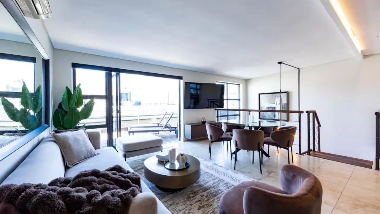 Modern Cape Town Townhouse with Views