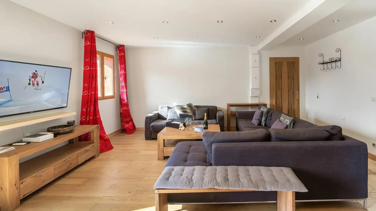 Spacious Ski-in Apartment Val Thorens