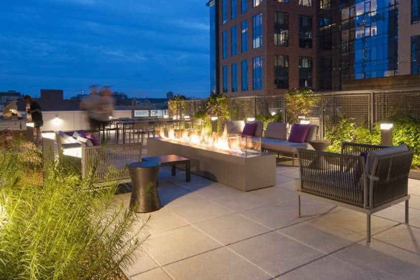 Modern One Bedroom Retreat in South End Boston