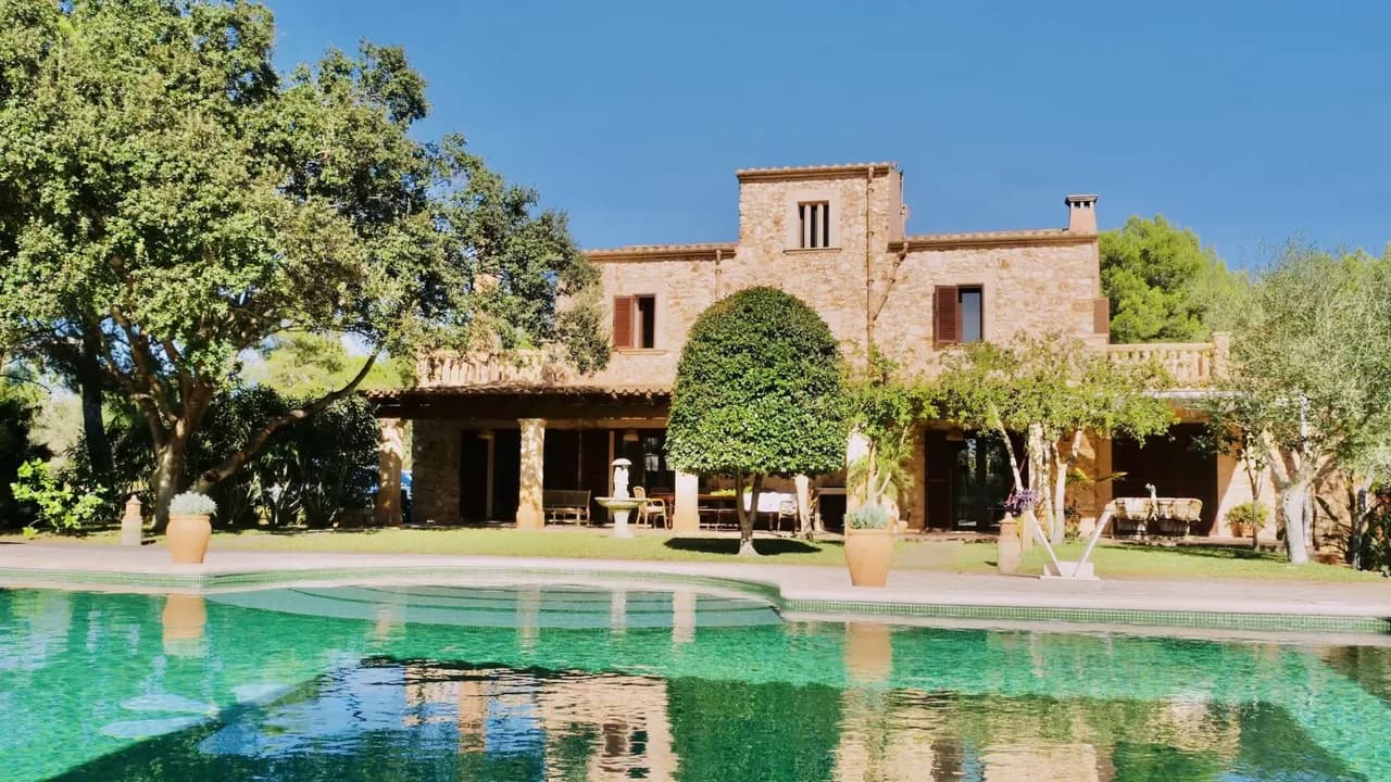 Finca Elegante con Toque Mediterráneo