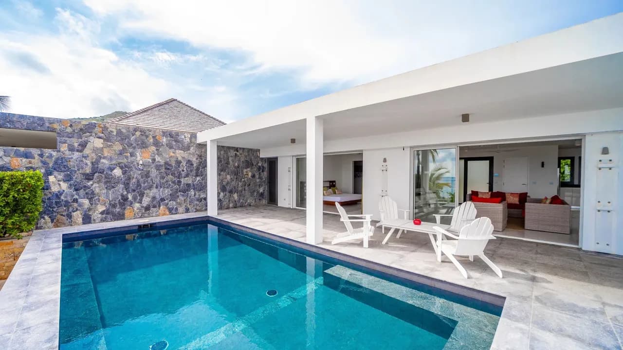 Oceanfront Villa With Direct Beach Access