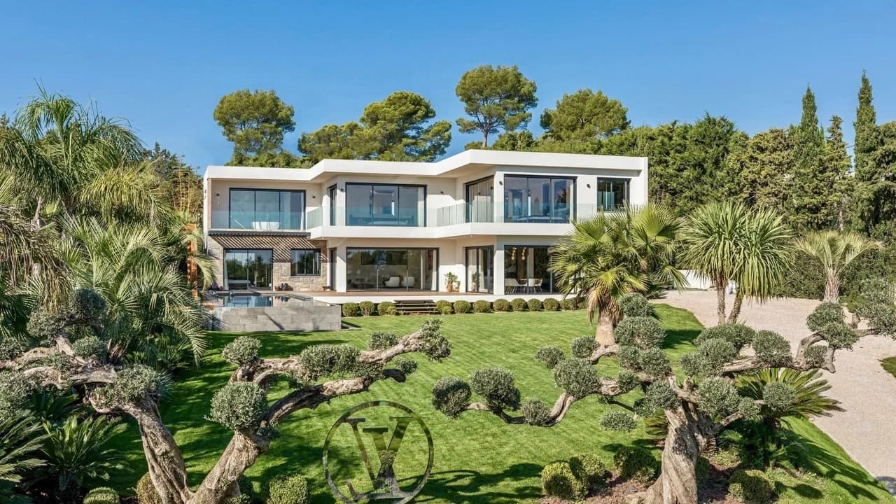 Moderner Rückzugsort in exklusivem Mougins