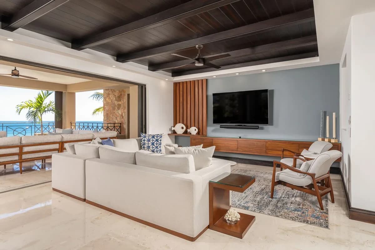 Oceanview Condo with Golf Cart in Pontoquito