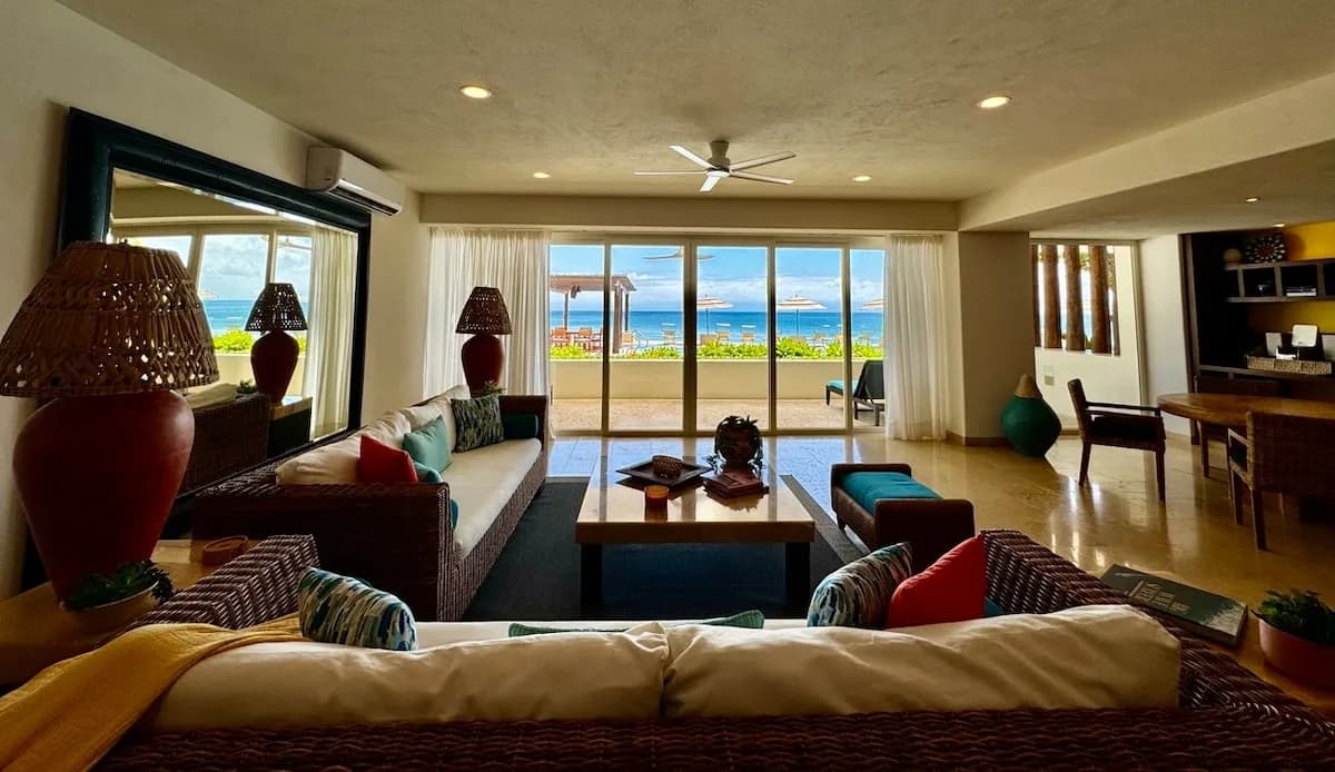 Villa au Rez-de-Chaussée en Bord de Piscine à Punta Mita