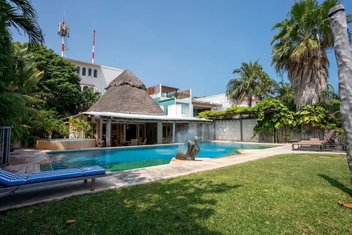 Villa Castillo | 8BR | Waterfront & Private Pool