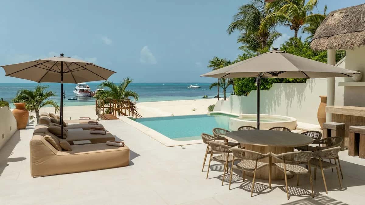 AB del Mar | 7 SZ | Luxusvilla am Strand