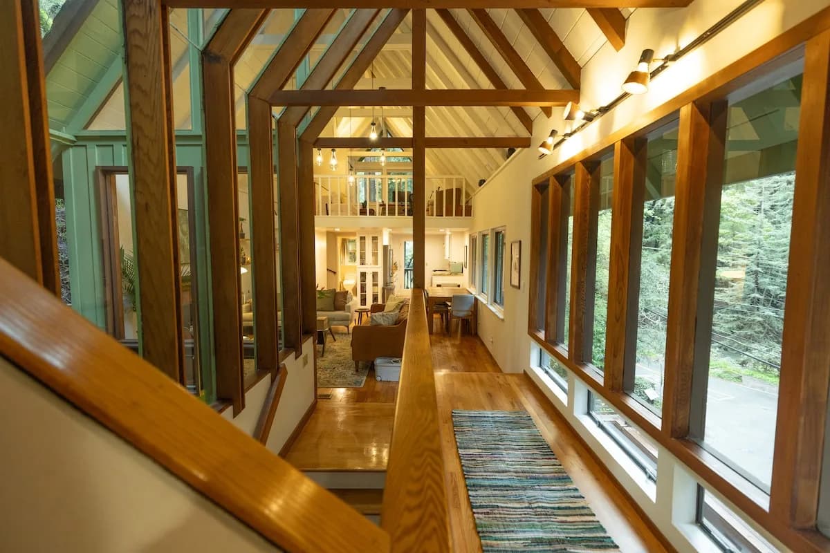 Secluded Treehouse Retreat in California