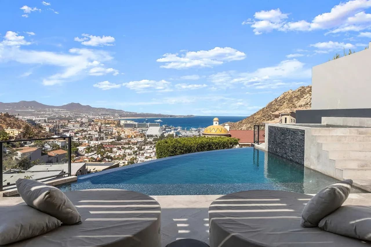 Villa de Lujo en Cabo con Vistas Impresionantes