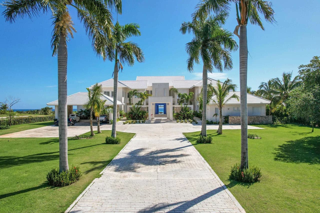 Exclusive Cap Cana Villa With Stunning Location