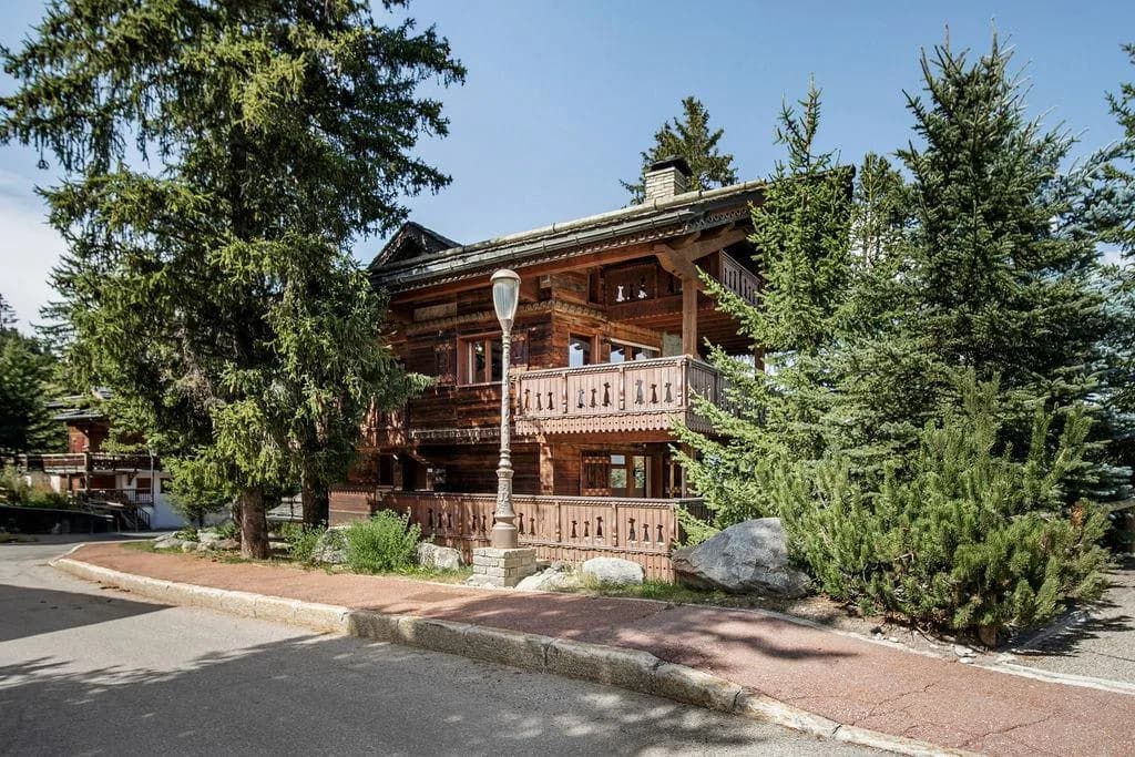 Chalet de Montaña de Lujo Cerca del Centro del Pueblo
