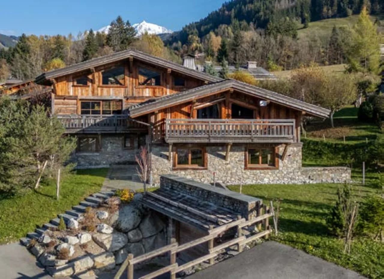 Summit Elegance In Megève