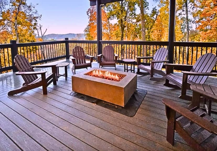 Private Pool Lodge with Mountain Views in Smoky Mountains