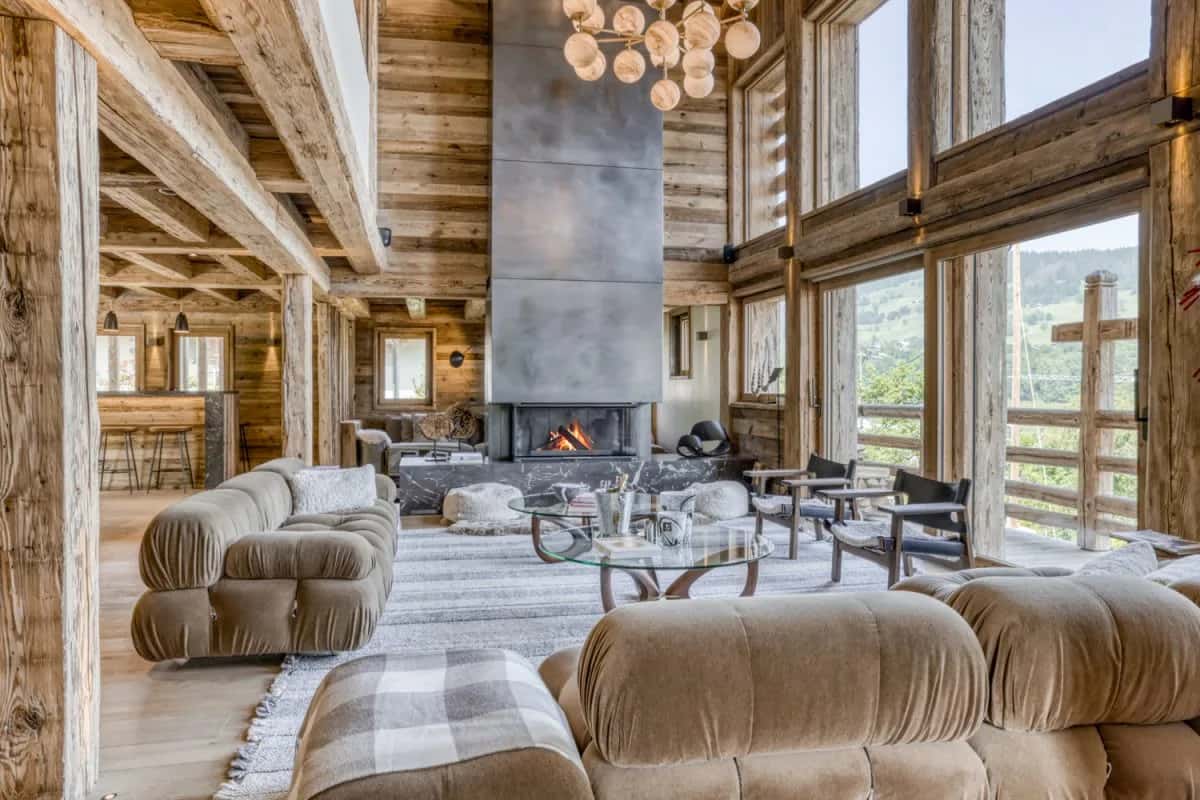 Chalet mit direktem Pistenzugang, Pool und Sauna