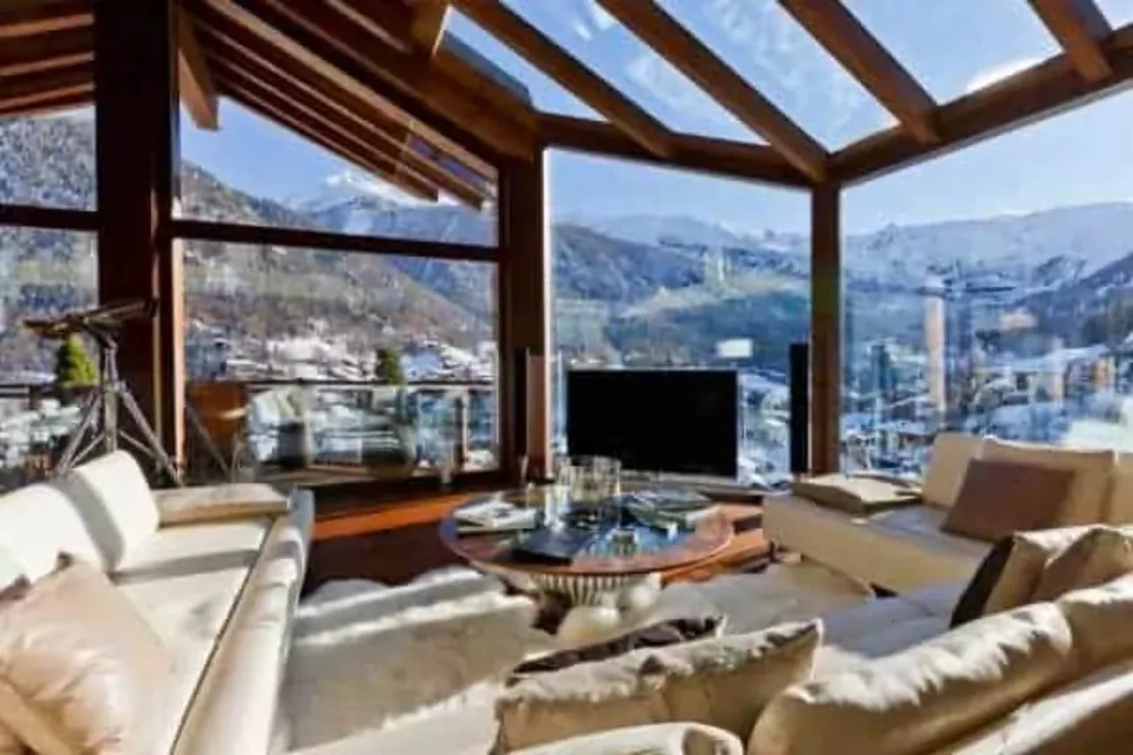 Panoramische Zermatt-Flucht mit Designer-Eleganz