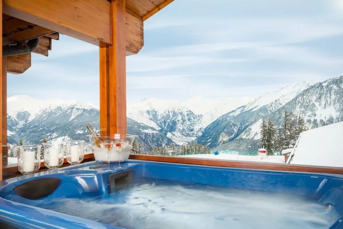 Elegante Apartamento de Esquí con Spa Exterior