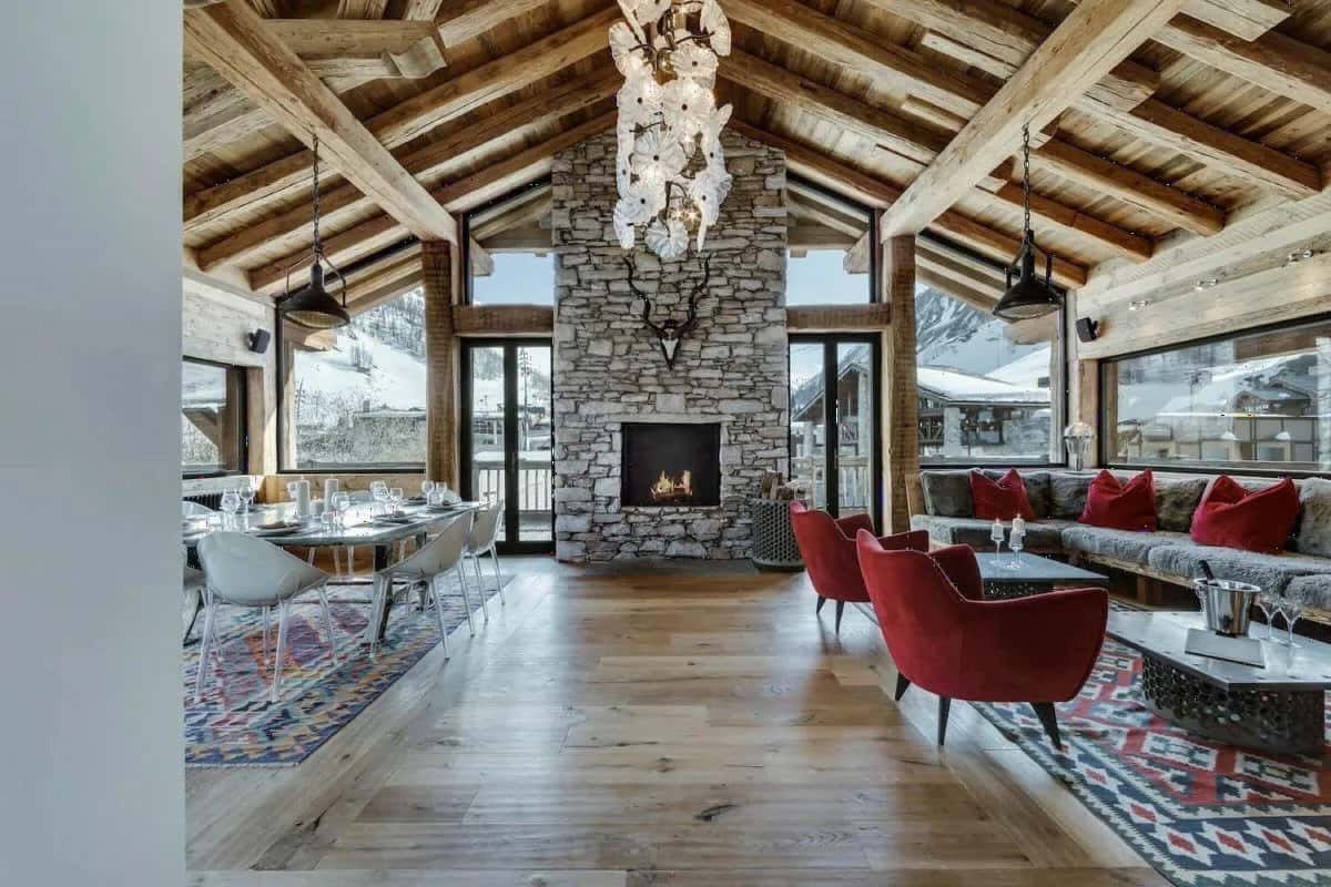 Luxury Ski Chalet With Terrace Views