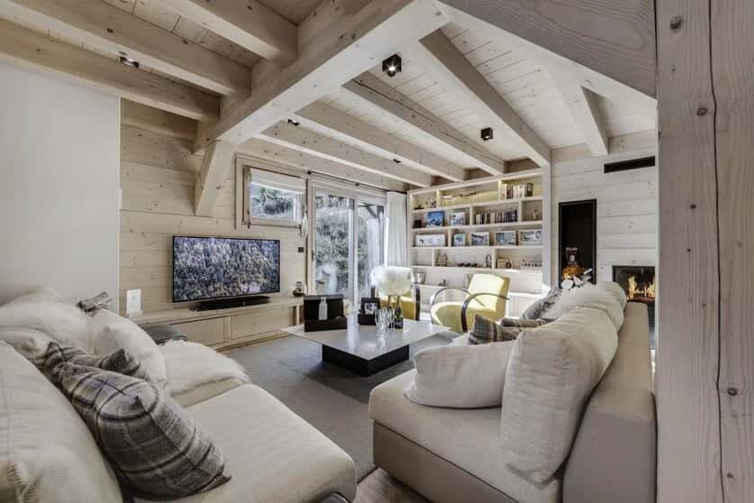 Ski In Out Chalet With Sauna